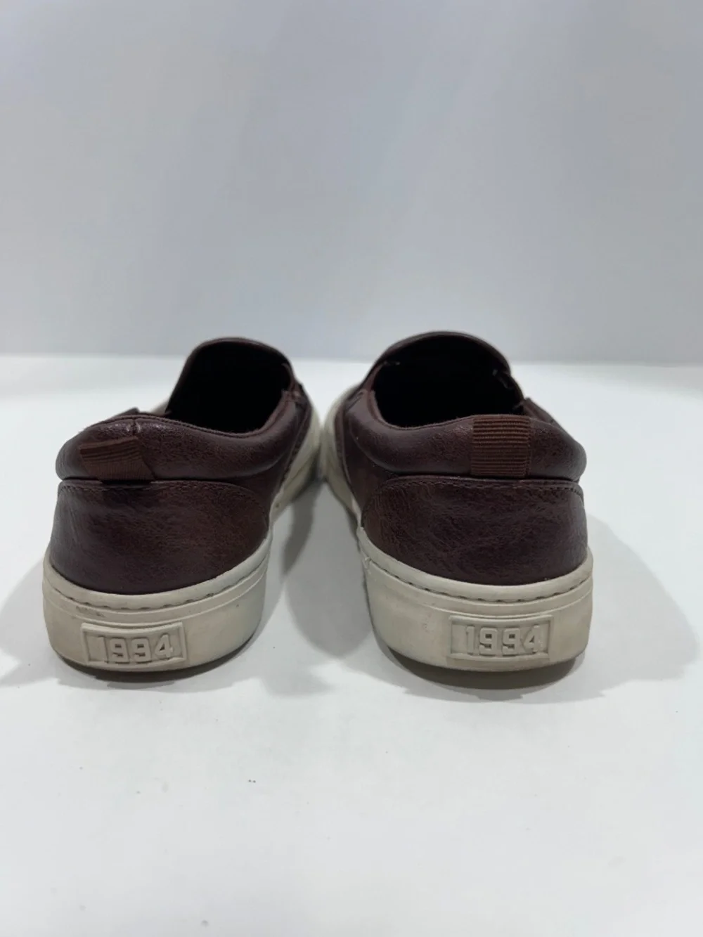 OLD NAVY Boys-Girls-Kids Brown w/Rubber bottom grip Dress/Play Shoes Size 13-GUC